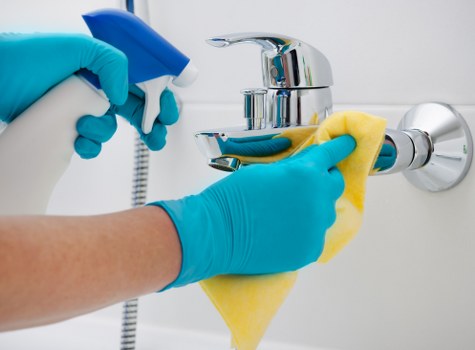 Turnover cleaning for a riverside Airbnb in TW1